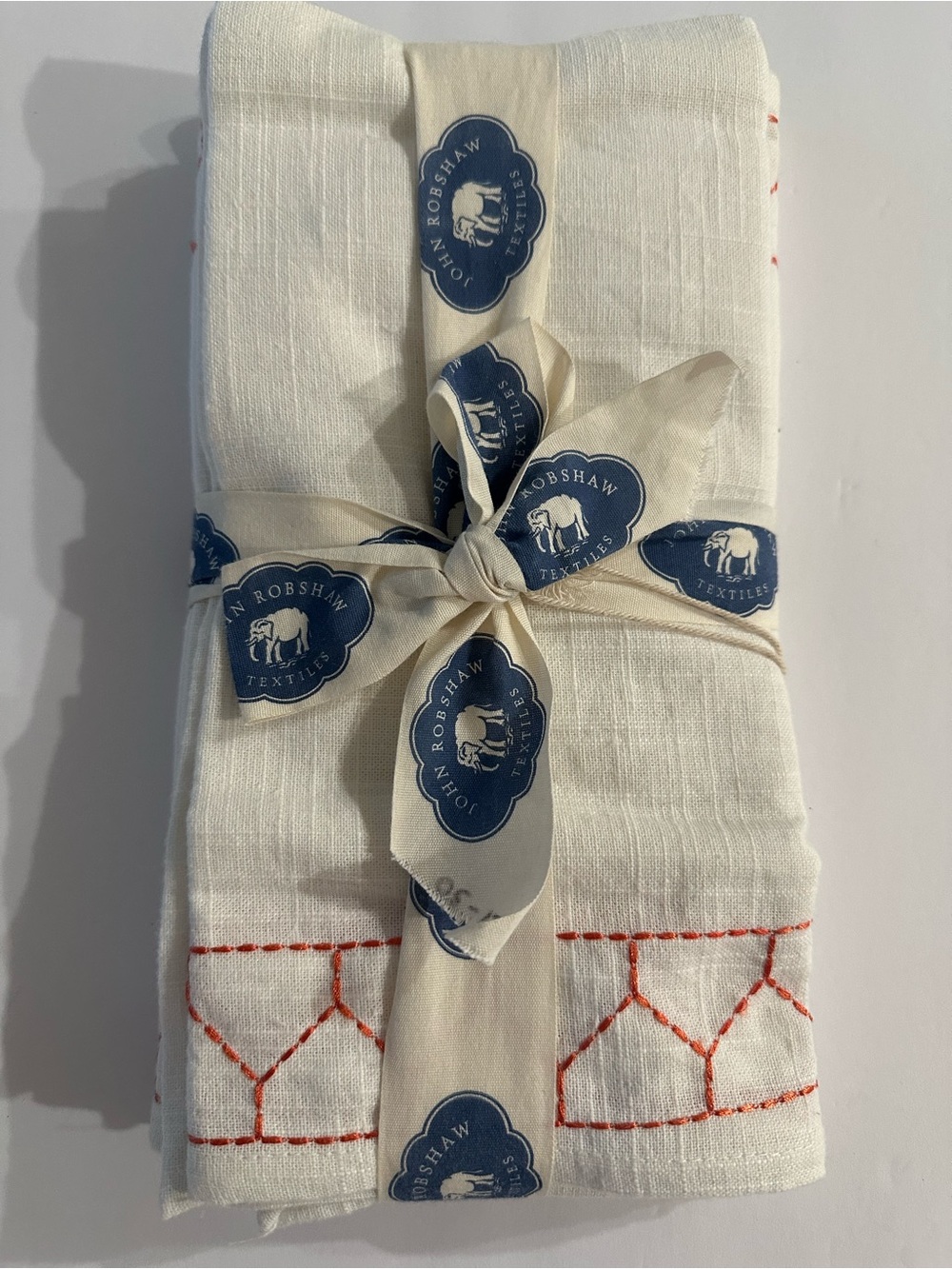 John Robshaw Textiles NAPKINS (4)
White Coral Embroidered Border 22
X 22 NIP